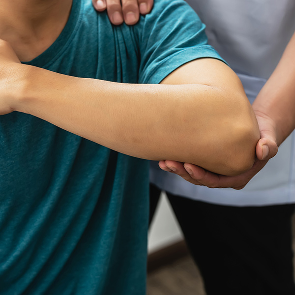elbow chiropractic for a boy